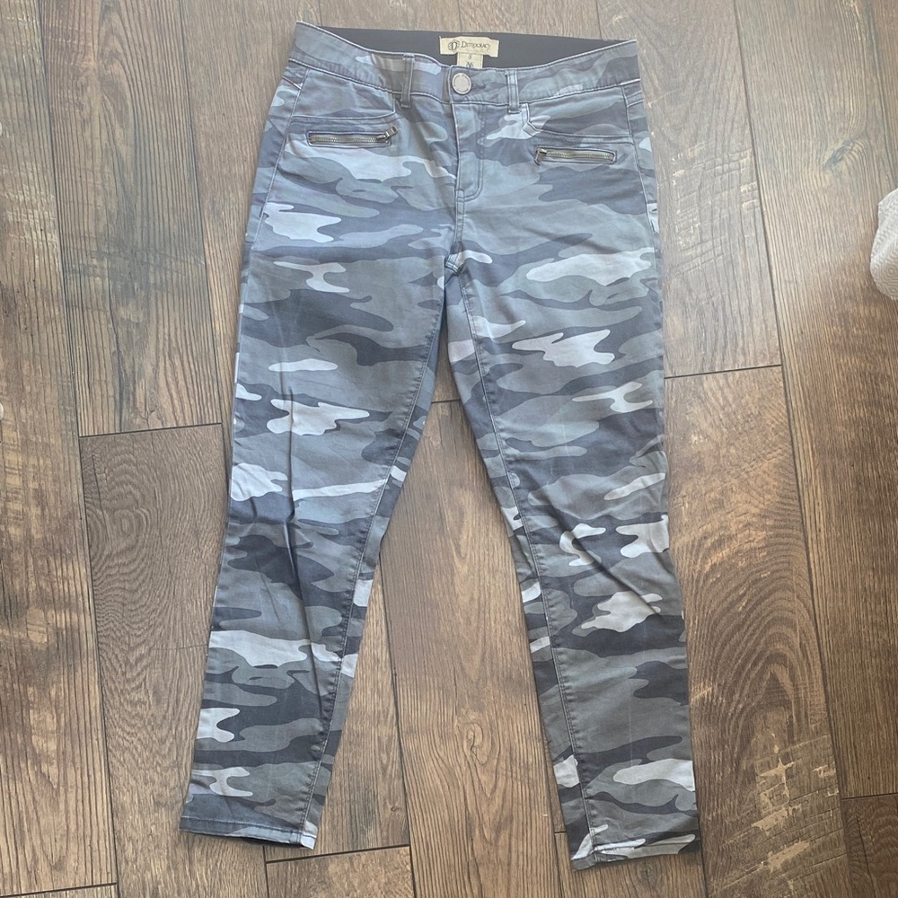 DEMOCRACY Gray CAMO Skinny Jeans